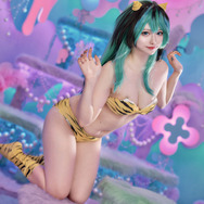 ラム「うる星やつら」／ありあちゃん（X：@iimonogatari）、撮影：あいざわわ（X：@aizawa_8lemo）、vent arbre（X：@vent_arbre）