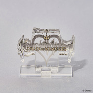 『キングダム ハーツ』歴代タイトルロゴを飾れる！品切れ中の「ロゴアクリルスタンド」くじが7月16日から新規ボックス追加へ