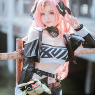 ニコ・デマラ『ゼンレスゾーンゼロ』／萝莉是我抱走的呀（Weibo：萝莉是我抱走的呀）、撮影：囧Ero（Weibo：@囧Ero_____ ）