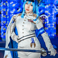 ヘルム『勝利の女神:NIKKE』／鳥海かう（X：@kau_toriumi）