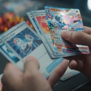 『ポケカ』新CMで未発表カード「ニンフィアex」と「ソウブレイズex」をチラ見せ！ニンフィアは“相手ベンチ2匹バウンス”の強力効果持ち