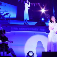 『ヘブバン』逢川めぐみ＆朝倉可憐に、ついに水着が！最大120連ガチャ無料や新コンテンツ「制圧戦」も【「ヘブンバーンズレッド2.5thフェス」レポ】