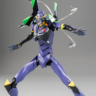 「エヴァ 第13号機」のアクションフィギュアが神々しい！4本腕でロンギヌスの槍を携える姿までスタイリッシュ