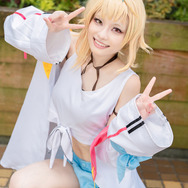 モデル／菜花きぃろ（@ki_ro_123）、撮影：tama（X：@tama_0811_）