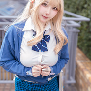 ティア『勝利の女神:NIKKE』／まきほ（X：@homakiho）、撮影：tama（X：@tama_0811_）