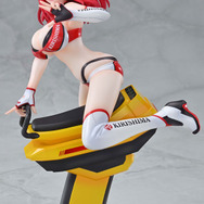 健康的なスタイルが夏らしい！『ドルウェブ』ユニフォーム姿でトレーニング中の「咲宮入華」が立体化―ボディにフィットする水着に釘付け