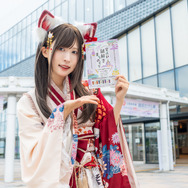 猫田あしゅ（X：@Nekota_Ashu）、衣装：Epetice（X：@epetice）