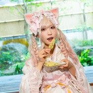 猫田あしゅ（X：@Nekota_Ashu）、衣装：Epetice（X：@epetice）