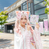 猫田あしゅ（X：@Nekota_Ashu）、衣装：Epetice（X：@epetice）