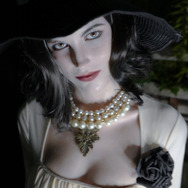 ドミトレスク夫人『バイオハザード』／ネトーチカ（X：@neti_jp）