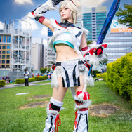 キリン装備『モンスターハンター』／白冥にあ（X：@nea0530ko）