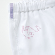 Classicoの「ポケモン医療用アパレル」に新作追加！グッズとして「ペンケース」も登場―ポケットからのぞくピカチュウが可愛い