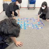 ドラマティック縁バトルRPG『護縁』は総勢60以上のプレイアブルキャラが登場！魅力的な“英雄かるた”勝負で、目指せ『護縁』特命担当！