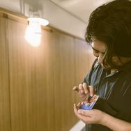 ドラマティック縁バトルRPG『護縁』は総勢60以上のプレイアブルキャラが登場！魅力的な“英雄かるた”勝負で、目指せ『護縁』特命担当！