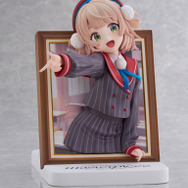 額縁から飛び出してきそうな臨場感！「しぐれうい」が5周年ライブのキービジュアルで1/4スケールフィギュア化、予約受付スタート