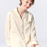 『星のカービィ』コラボアパレルがGUから9月13日発売！テーマは「プププランドへの旅」―ラウンジセットやポーチなど旅にぴったりなアイテムを用意