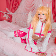 リリエル／鹿目ろあ（X：@kaname_loa）、撮影：まさ（X：@papio3821）