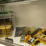 コナミスタイル東京ミッドタウン店オープン、開店前から多くのファンが駆けつける