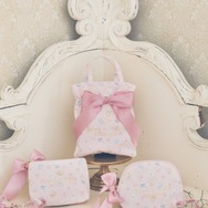 Maison de FLEUR メゾンドフルール 総柄ラウンドポーチ ちいかわ Maison de FLEUR×ちいかわ 総柄ポーチ【5月お届け】 | ちいかわ