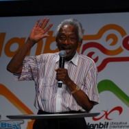 『ちょいトレ英会話』ステージはウィッキーさん旋風に－「HanbitStation2010」