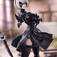 スラリと伸びた美脚に見惚れる！アニメ『NieR:Automata』より「2B」「9S」がフィギュア化―ゴーグルを外して素顔も楽しめる
