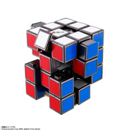 50周年ダブルアニバーサリー記念に「ルービックキューブ」が超合金化！ロボットに変形、ボタンを押すと腹部のパネルを発射