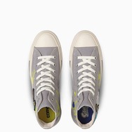 『スプラトゥーン3』×「コンバース」コラボシューズがハイセンス！インクやイカを散りばめたオシャレデザインで2025年春より再販