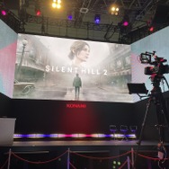 桟橋から落ちた姿も撮れる！『メタルギア』世界を再現した「コナミ」ブースはまるでジャングル【TGS2024】