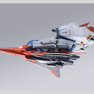 バンダイ驚異のメカニズム！ウェイブライダー形態も再現された「METAL BUILD ゼータガンダム」詳細解禁―10月1日より予約開始
