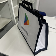 TGSでもらえる「あのでけえバッグ」こと、ショッパーをかき集めてレビュー！パーフェクトキュートなデザインから、えっちなものが何ひとつ隠せないショッパーまで今年もアツい！【TGS2024】