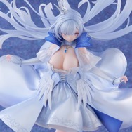 透き通る神々しさ…!『アズレン』優美な「アーガス」が待望のフィギュア化―なびくスカートと髪の躍動感が美しい