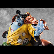 MegaHouse - ジンベエ フィギュア ワンピース」圧倒的サイズ＆迫力な「ジンベエ」フィギュアが