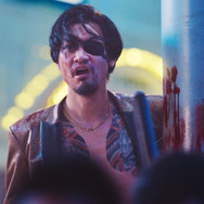 ドラマ「龍が如く ～Beyond the Game～」に唐沢寿明、佐藤浩市ら豪華キャスト陣が出演！“実写版”真島吾朗や由美の場面写真が一挙公開