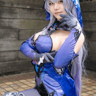 ブラックスワン『崩壊：スターレイル』／錆（@_OosabioO_）