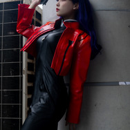 コスプレ】「エヴァ」葛城ミサトのシルエットラインが美しい