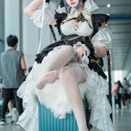 チェシャー『アズールレーン』／酒酿促织nya（Weibo：酒酿促织nya）