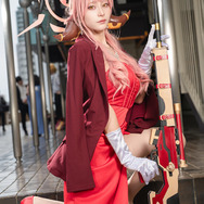 陸八魔アル『ブルーアーカイブ』／えびちり（X：@EBICHIRI_cos）