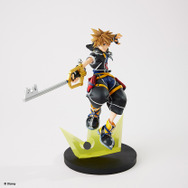 ソラ フィギュア キングダム ハーツII』より「ソラ」フィギュアが躍動感抜群
