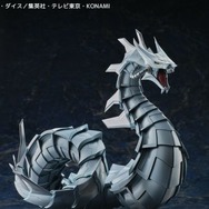 サイバー流デッキのエースモンスター召喚！『遊戯王GX』より「サイバードラゴン」が立体化―うねる巨体は全高30cmの大迫力サイズ