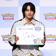ピカチュウのイラストに引き込まれる！スマホ向け『Pokémon Trading Card Game Pocket（ポケポケ）』配信記念イベントレポートー伊藤沙莉さんや松丸亮吾さんなどによるパック開封式も