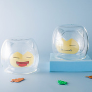 飲み物を注ぐと『ポケモン』が浮かび上がる！可愛いデザインのダブルウォールグラスに、プリンとカビゴンの表情違い全4種がラインナップ