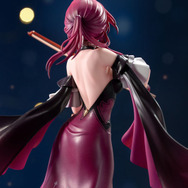 スリットから覗くしなやかな美脚に目が釘付け！『崩壊：スターレイル』より「カフカ」がコンサート衣装でフィギュア化