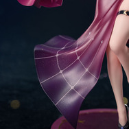 スリットから覗くしなやかな美脚に目が釘付け！『崩壊：スターレイル』より「カフカ」がコンサート衣装でフィギュア化