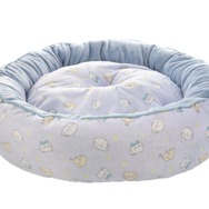 「ちいかわ」たちが愛犬、愛猫を包んでくれる！ふわもこ手触りの“ペットベッド”に癒される