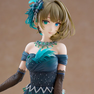 美脚がのぞくスリットから漂う妖艶さ！『デレマス』高垣楓が「ミステリアスアイズ」衣装で立体化