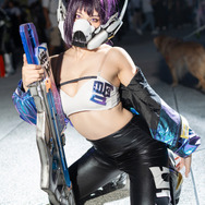 シン『勝利の女神:NIKKE』/LESA  森魔(Instagram:lethekhaos)