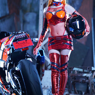 アスカ（レーシングver.）「新世紀エヴァンゲリオン」／じゅん（X：@Jyn_tw）、撮影：葉（X：@you_denisan）