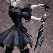スラリとした美脚まで、1/4スケールで再現!「NieR:Automata」2Bフィギュアの圧倒的存在感