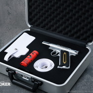 お値段11万の圧倒的完成度！『ペルソナ3 リロード』S.E.E.S.の一員になれる「召喚器」が1/1スケールで商品化―BGMやボイスが聞けるほか「テウルギア」モードも搭載