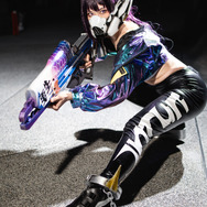 シン『勝利の女神：NIKKE』／LESA 森魔（Instagram：lethekhaos）